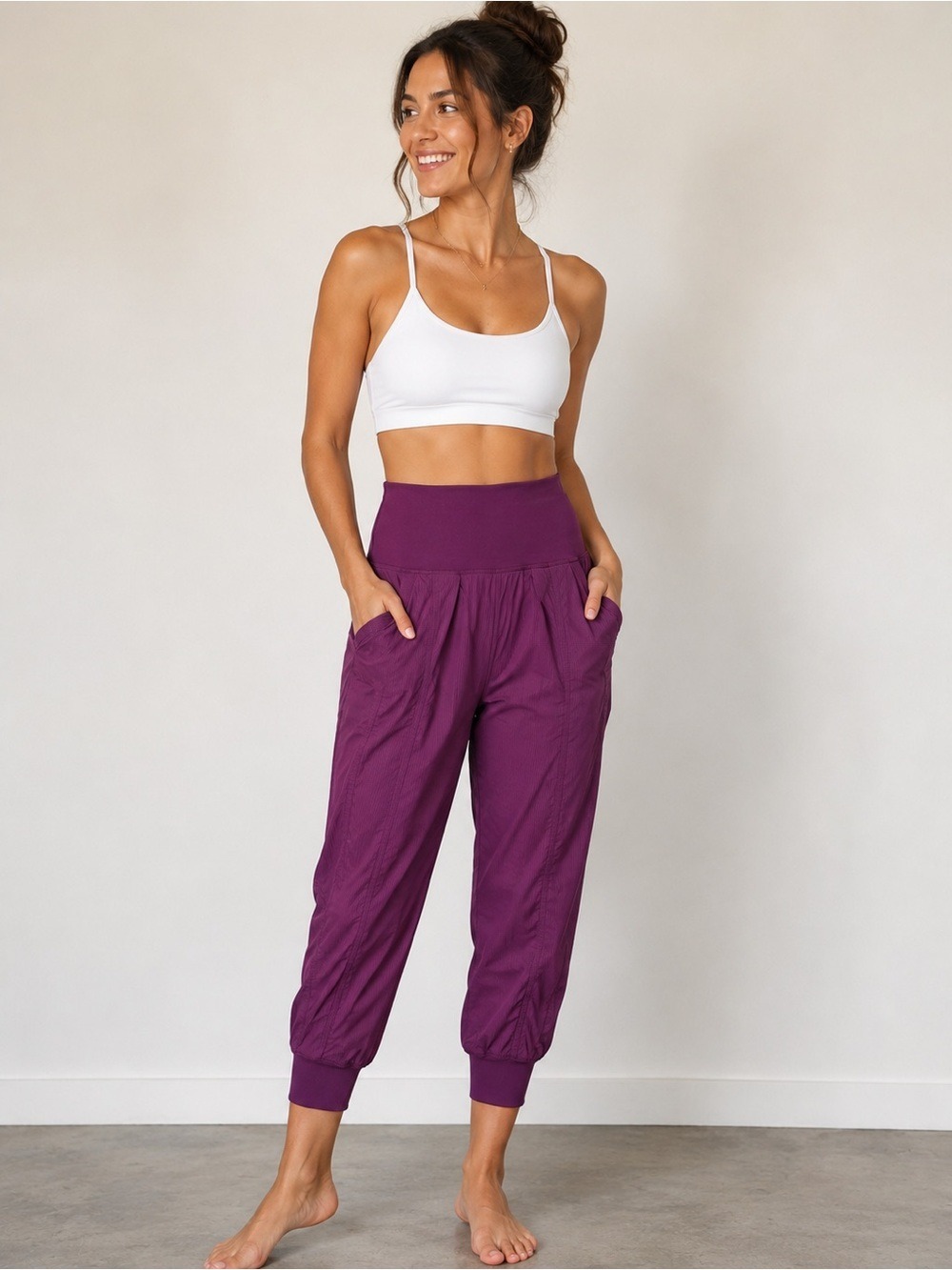 lululemon Studio Crop II Pants Size 6 Maroon Unlined Jogger